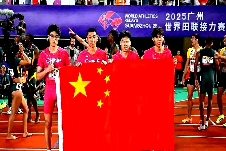  德罗巴重返赛场，重要助攻首场状态出色，掘金观众沸腾！