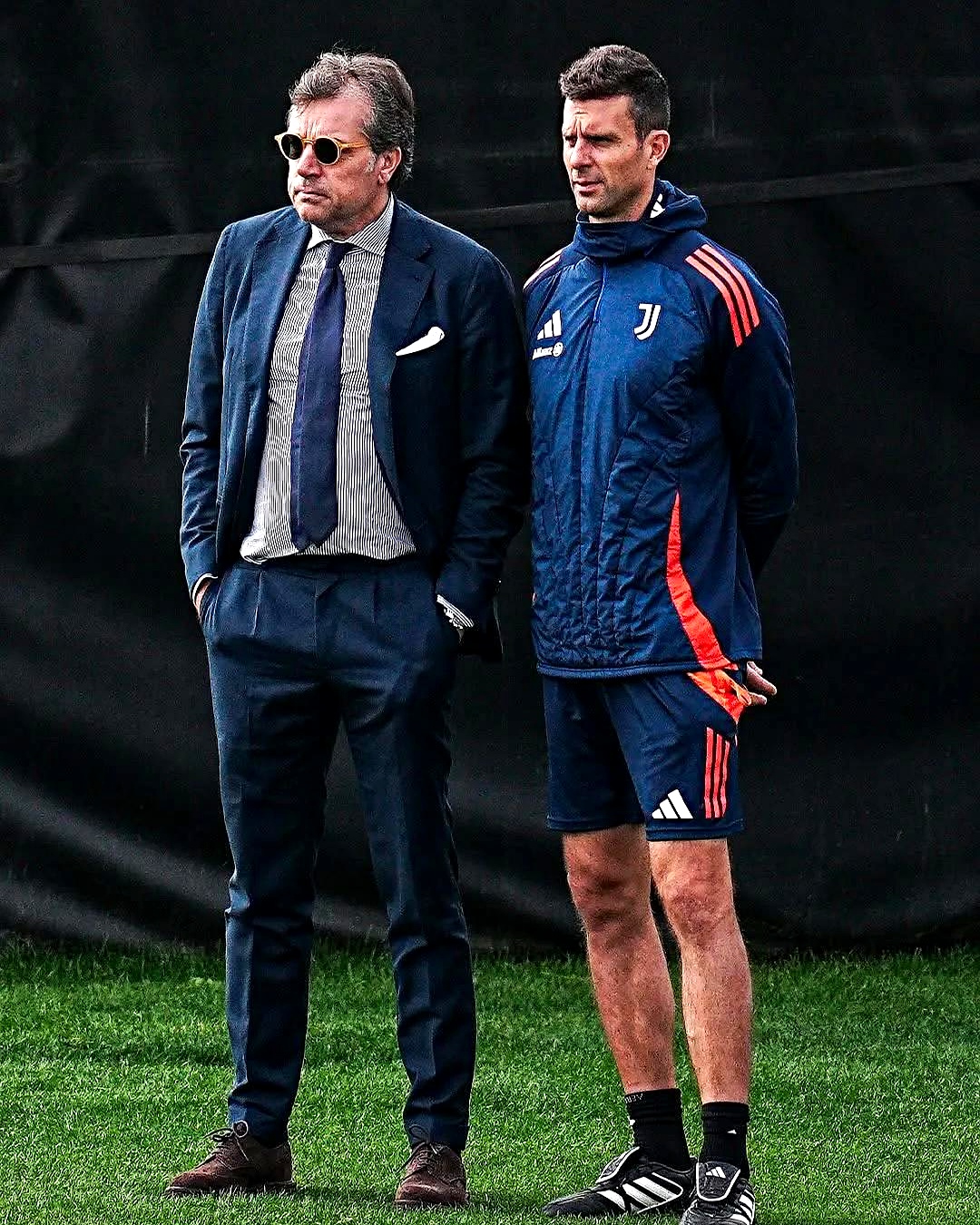 关于尤文图斯训练开放日；国际比赛日篮板制胜引欢呼；社区盾在即；纪律约束更严格的信息