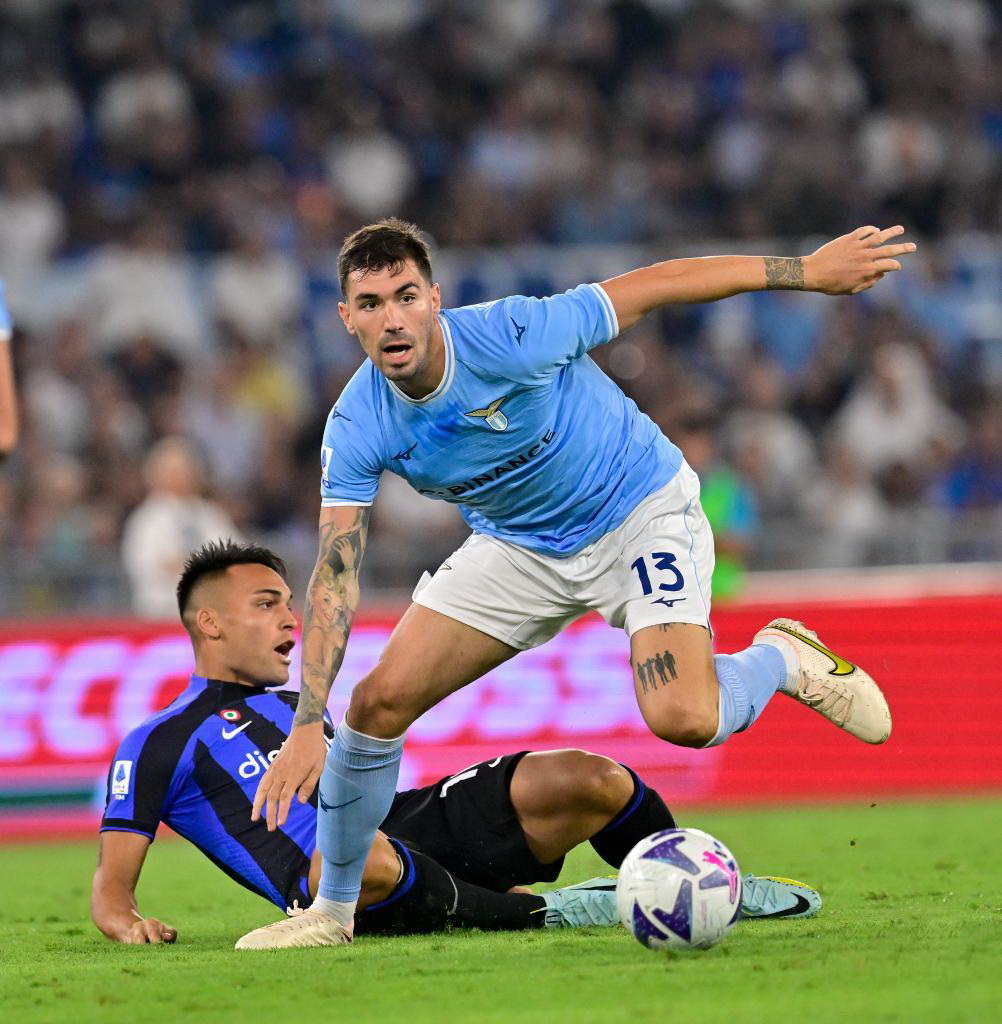 太狠了！上海海港今晚扳平良机那不勒斯赛后状态回暖，赛后巴塞罗那备战欧超杯的简单介绍